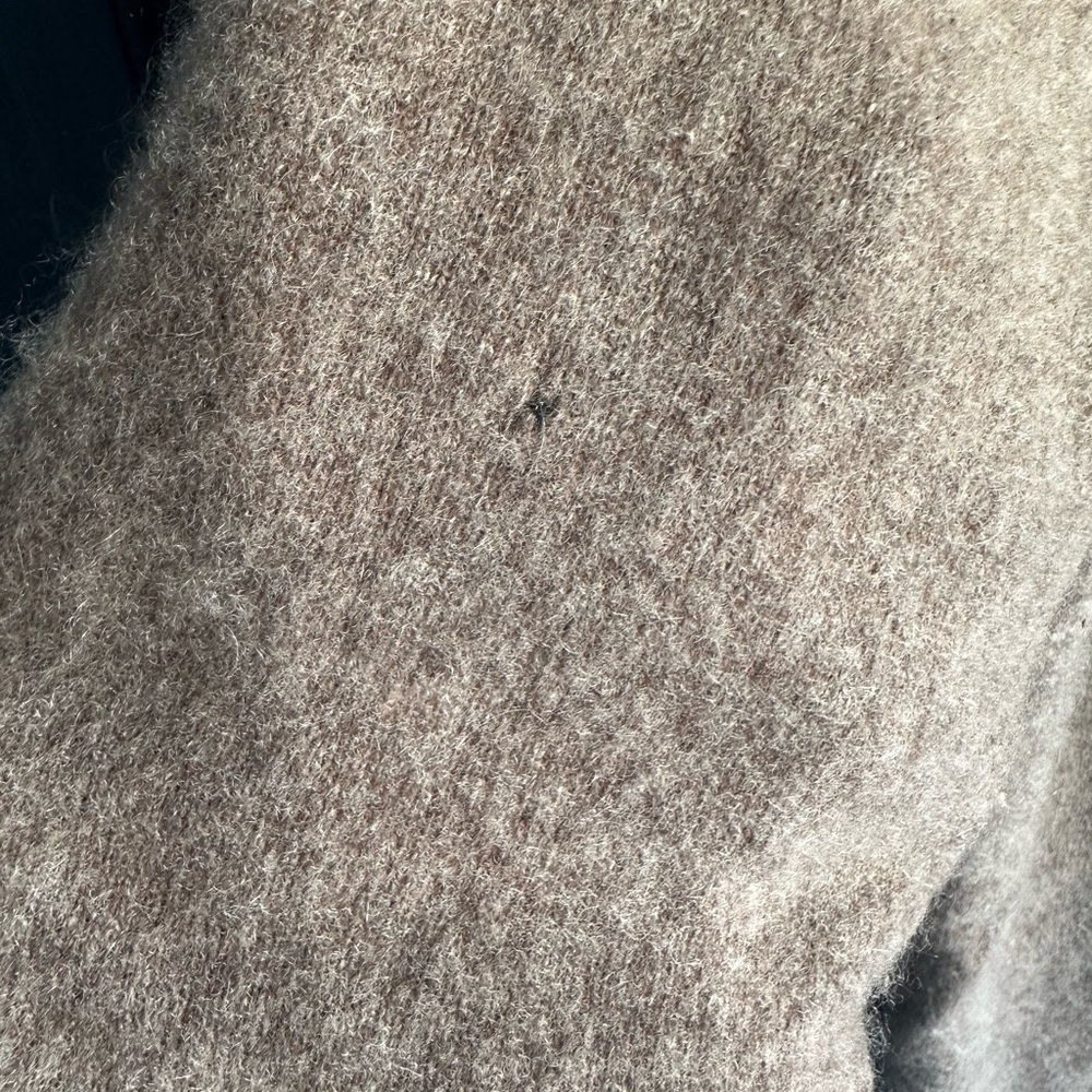 Prive’ Brown Cashmere Cardigan Sweater - Picture 4 of 4
